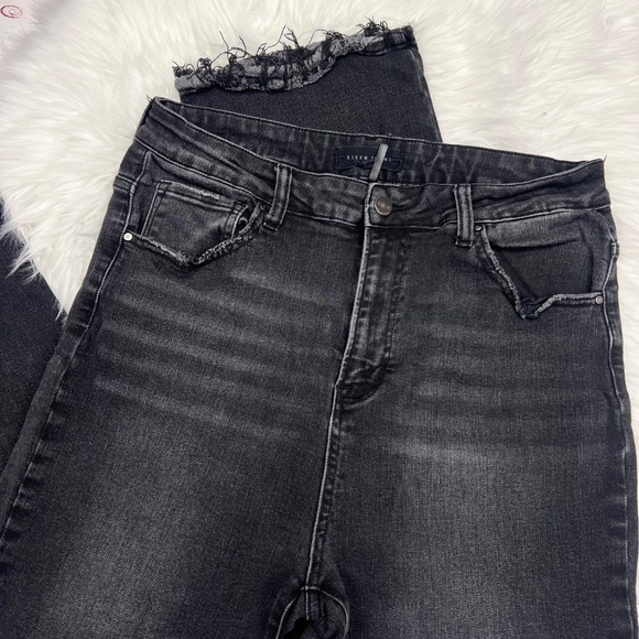 👖|•RISEN•| Super High Rise Wide Straight Crop Stretch Jeans Size 1XL 👖 - Picture 5 of 9